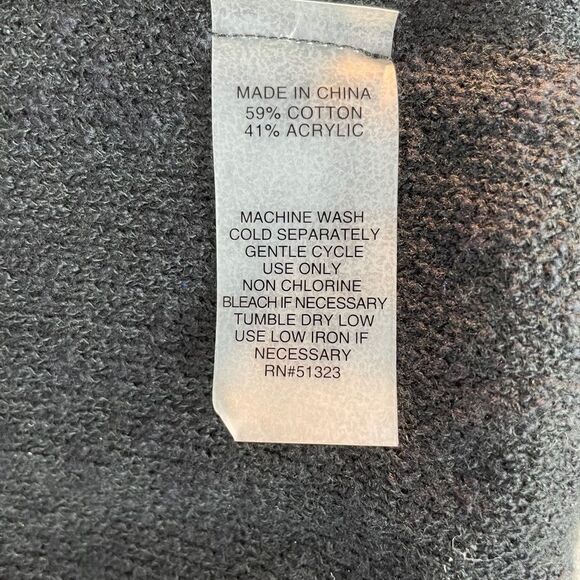 NWT Two by Vince Camuto Light Sweater Size S - Picture 9 of 9